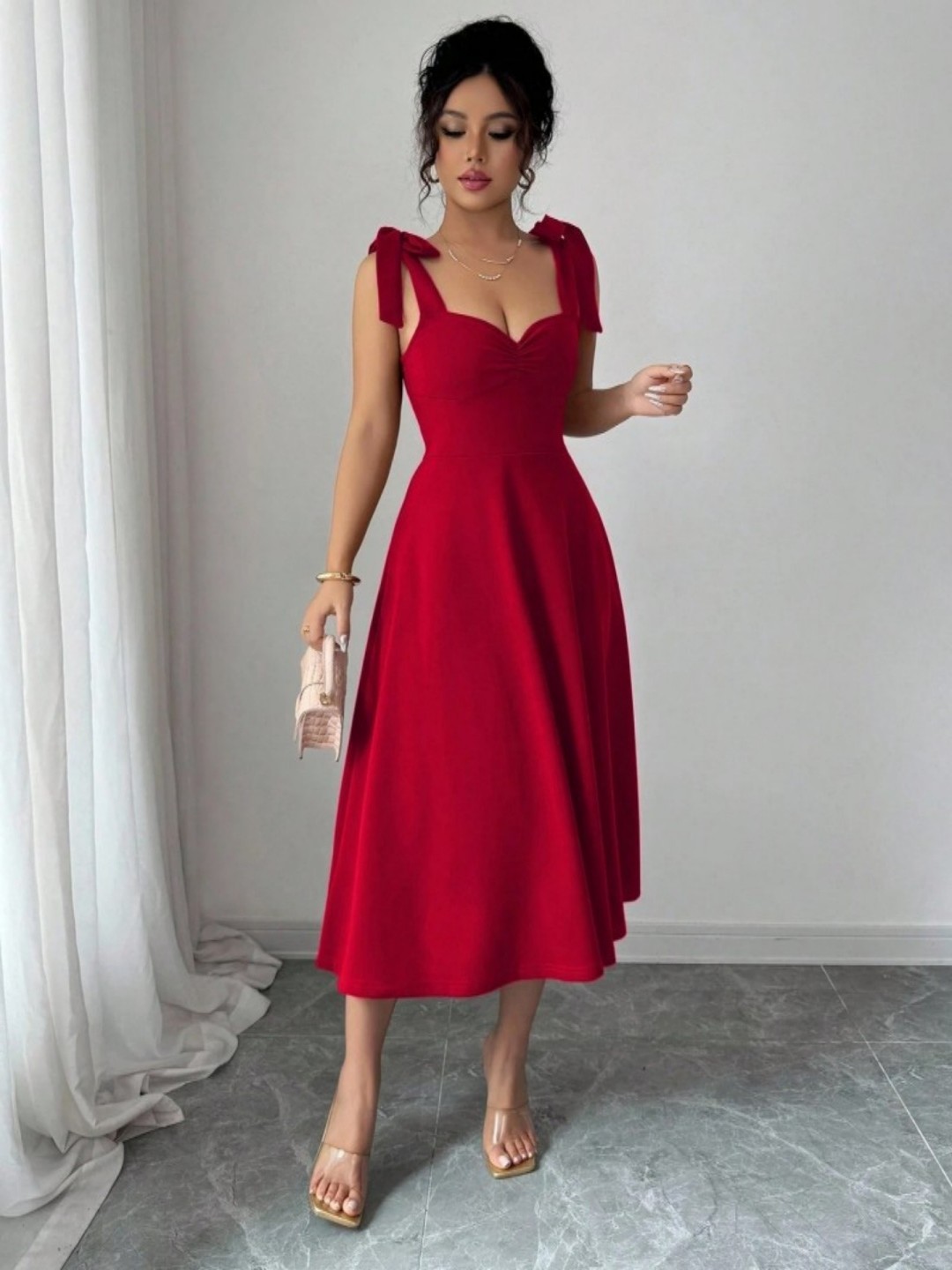 Buy Women's Clothing Online | Buy Trending Dresses for Women