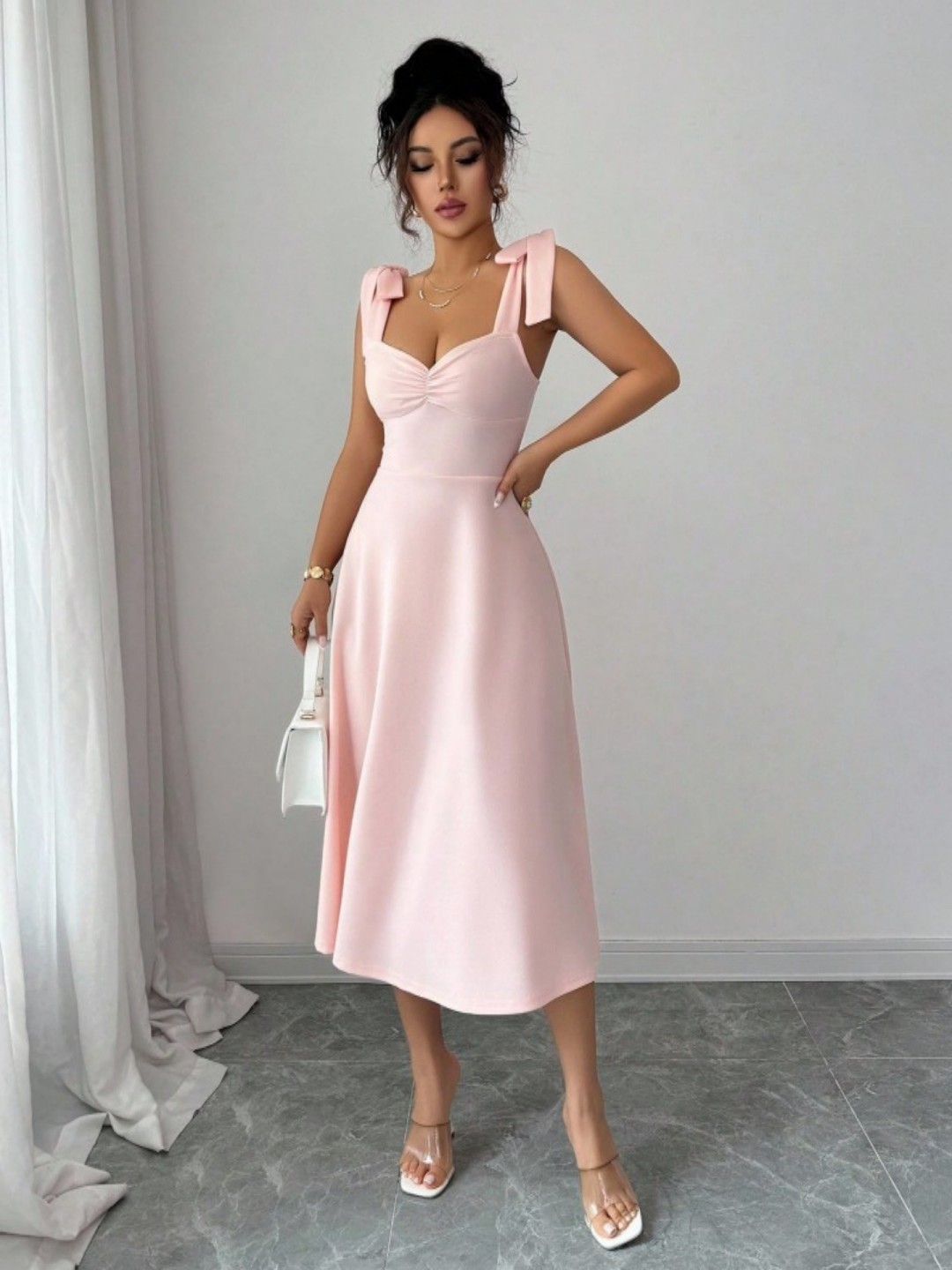 Buy Women's Clothing Online | Buy Trending Dresses for Women