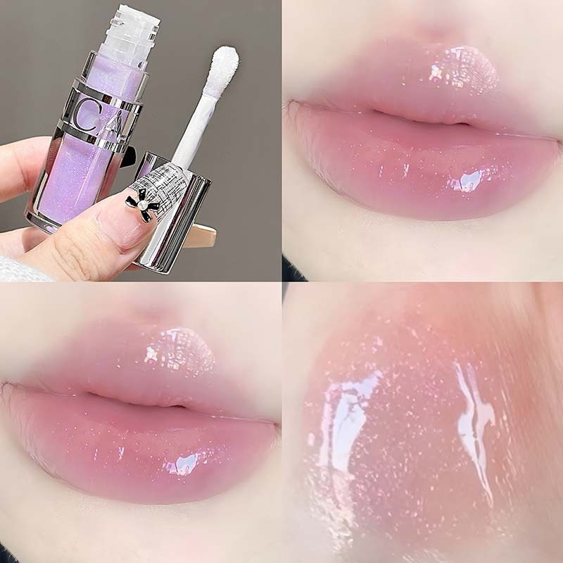 Moisturizing Radiant And Plumping Lip Gloss With A Dewy Mirror-like Finish