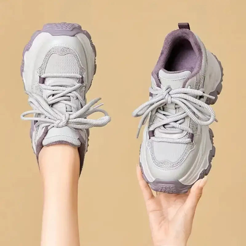 New Seasonal Casual Shoes For Petite Individuals