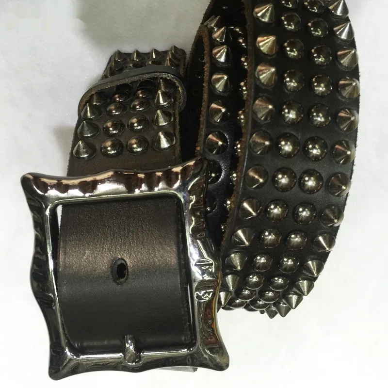 Unisex Day-Clasp Pointed Rivet Belt Made From