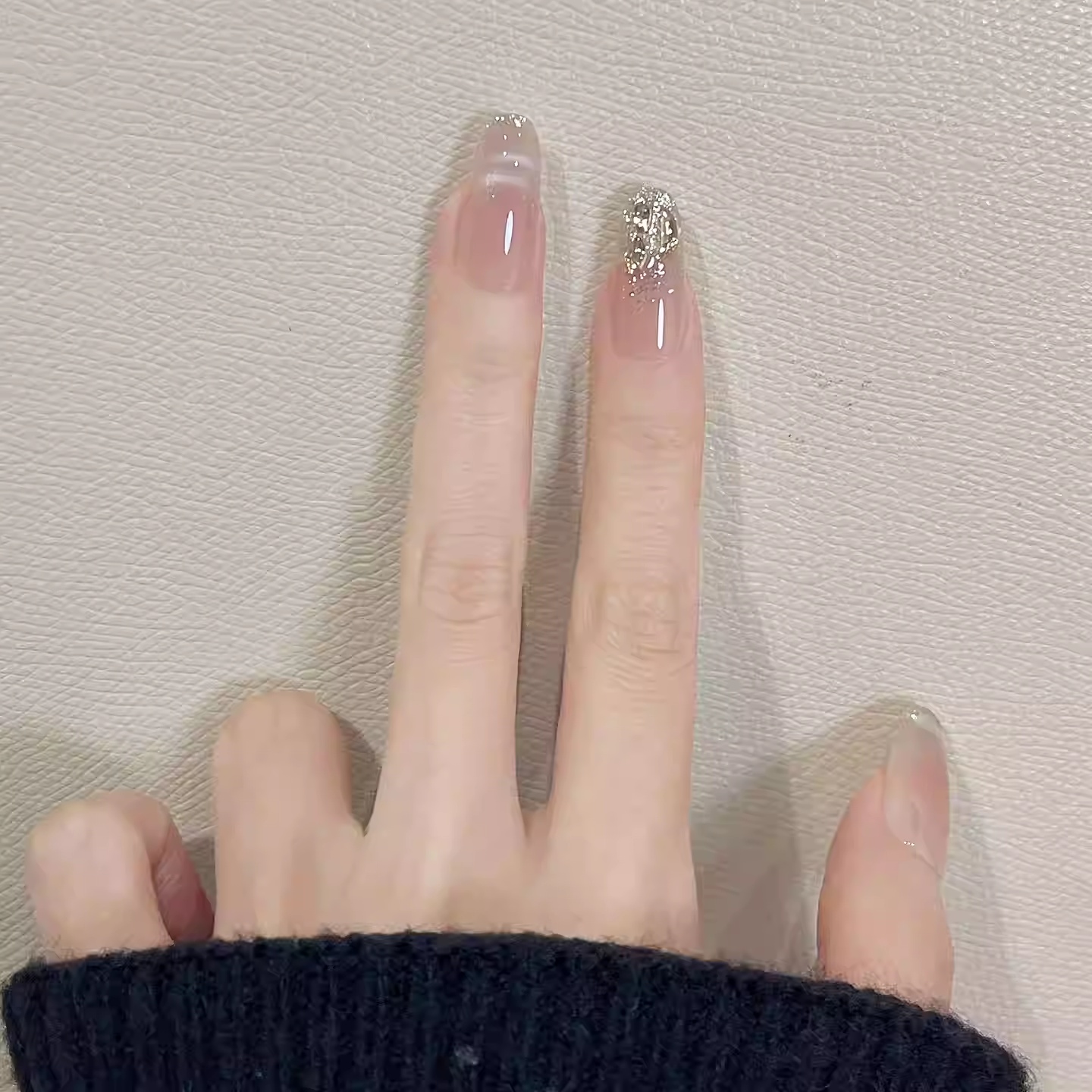 Nude Crescent Cat-eye Light Luxury Rhinestone Nude Tulle Gold Nail Polish