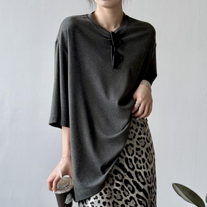 Womens Relaxed American-style Crew-neck Short-sleeve T-shirt