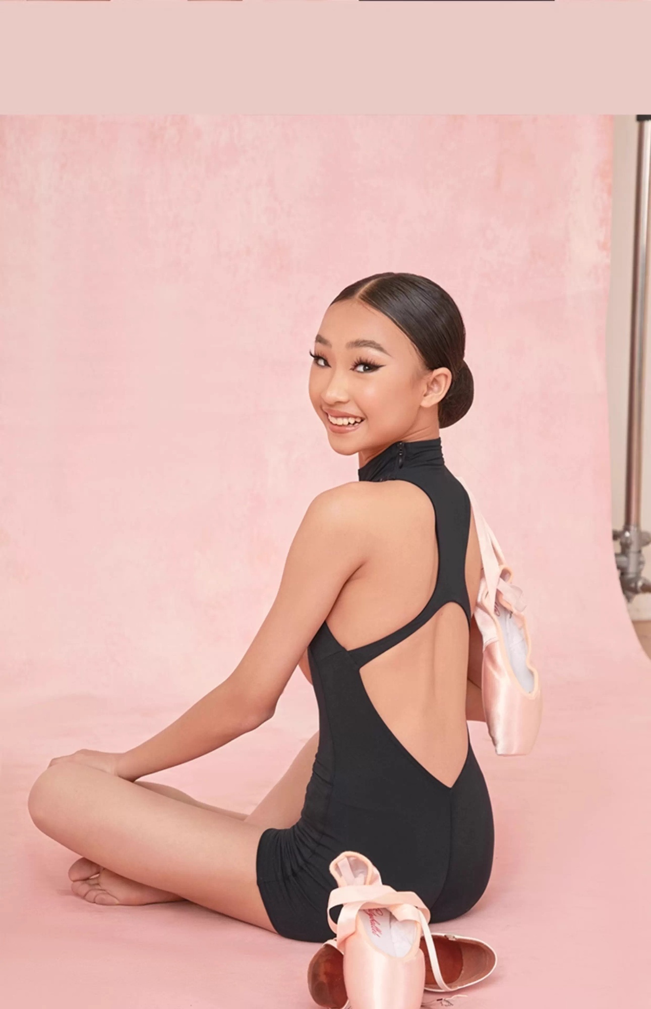 Buy Women's Clothing Online | Buy Trending Dresses for Women