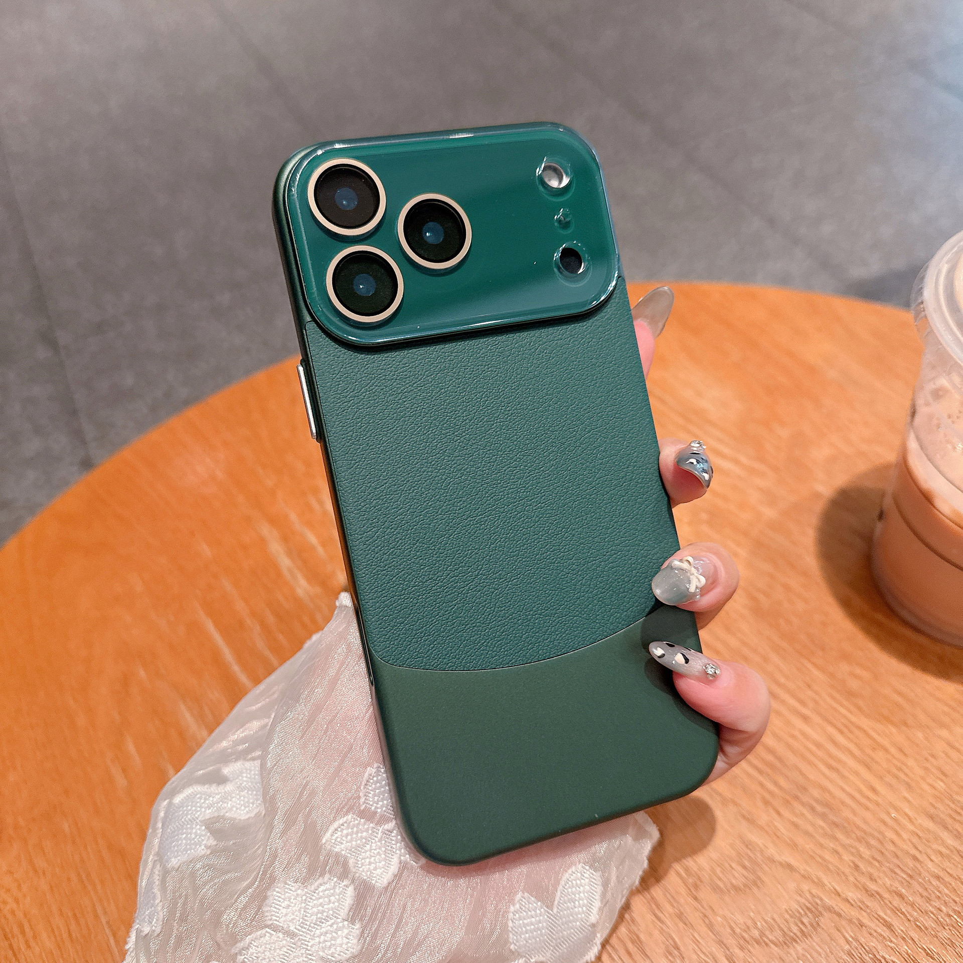 Case Forystal Lens Design For 15 Full-body Coverage