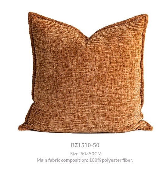 Vintage-style Soft Furnishings For Cream-colored Interiors A Multi-piece Set Featuring Bed Pillows And A Bed Runner