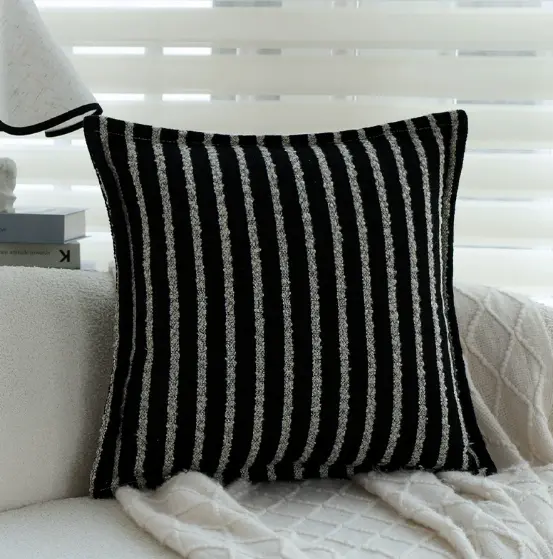Simple Black-and-white Throw Pillow Light-luxury Vintage Lumbar Pillow For The Sofa With Insert