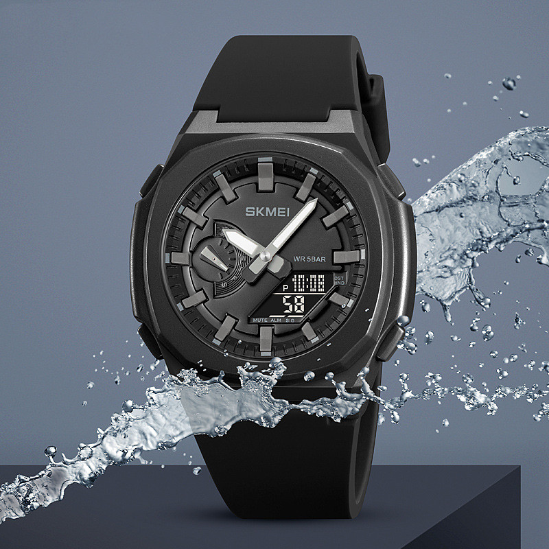 Fashionable Mens Quartz Waterproof Multi-function Chronograph Alarm Digital Watch