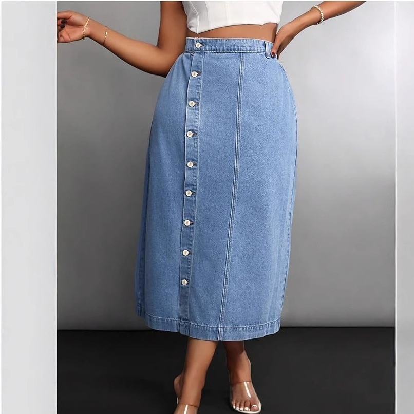 Womens Stylish Plus-Size Denim Skirt With Button Front