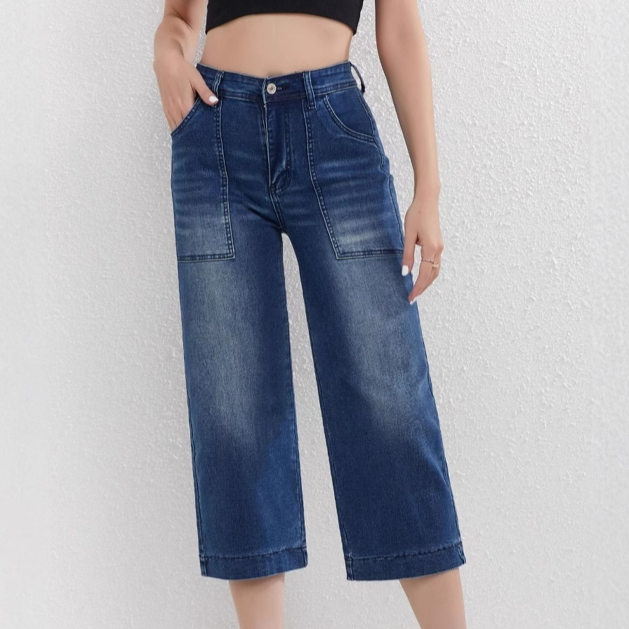 Stretchy Straight-leg Cropped Denim Jeans
