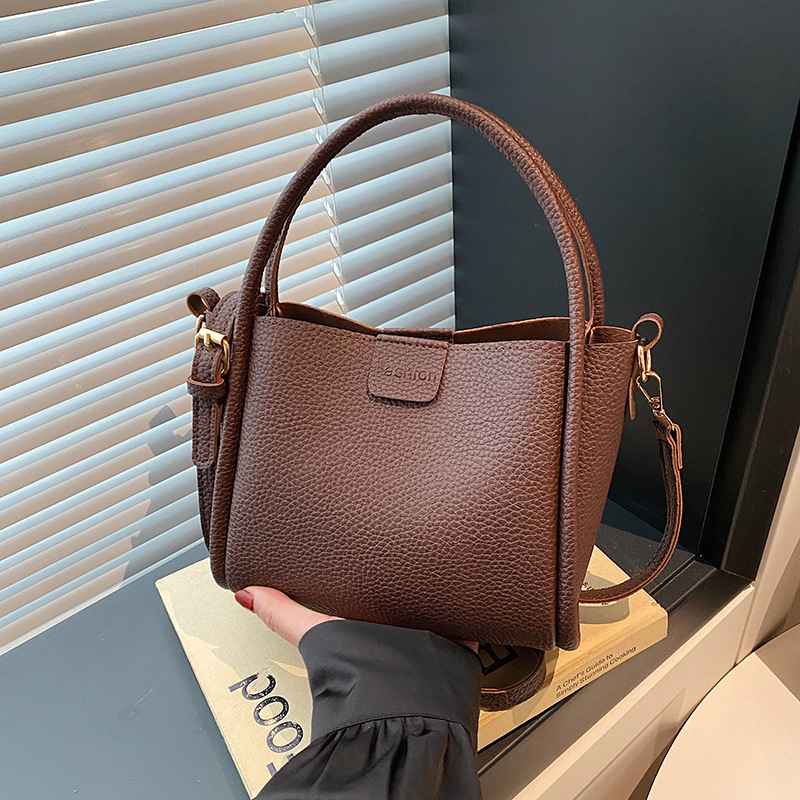 Womens Niche Bucket Bag For Spring And Summer