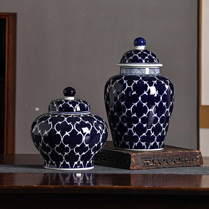 Blue And White Porcelain Vase For French Living Room