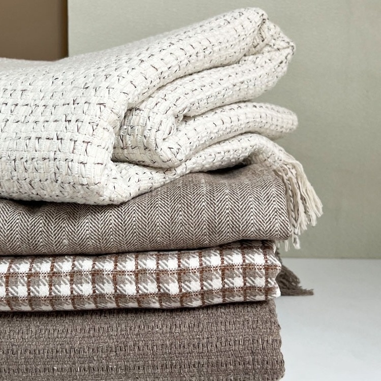 Retro Blanket In Brown-gray Wabi-sabi-style Bed Runner Or Throw