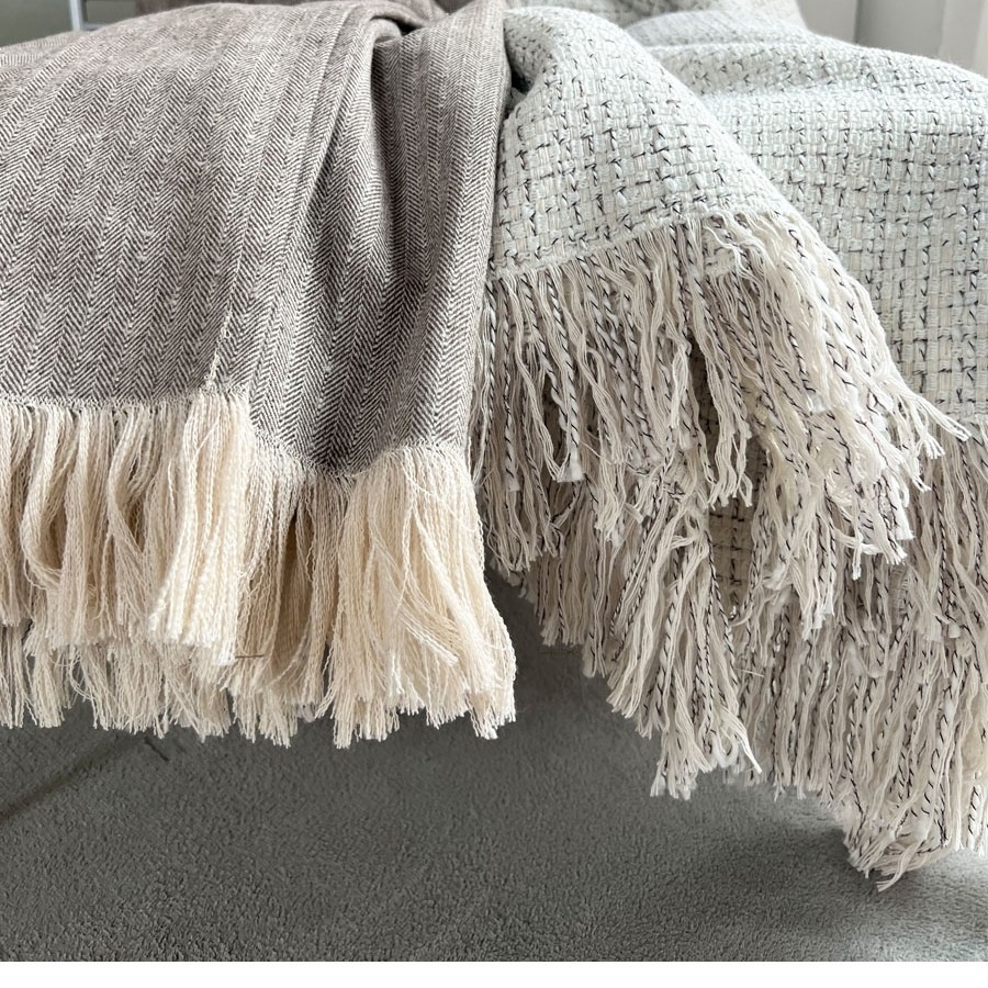 Retro Blanket In Brown-gray Wabi-sabi-style Bed Runner Or Throw