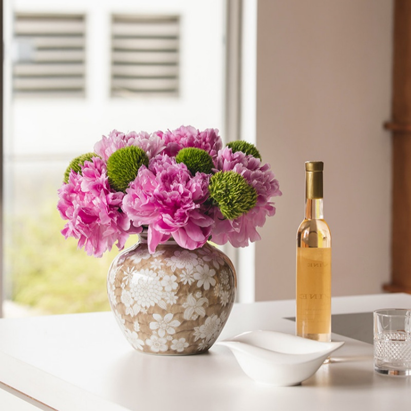 Blue-and-white Porcelain Vase With Underglaze Hand-painted Ceramic Ornament