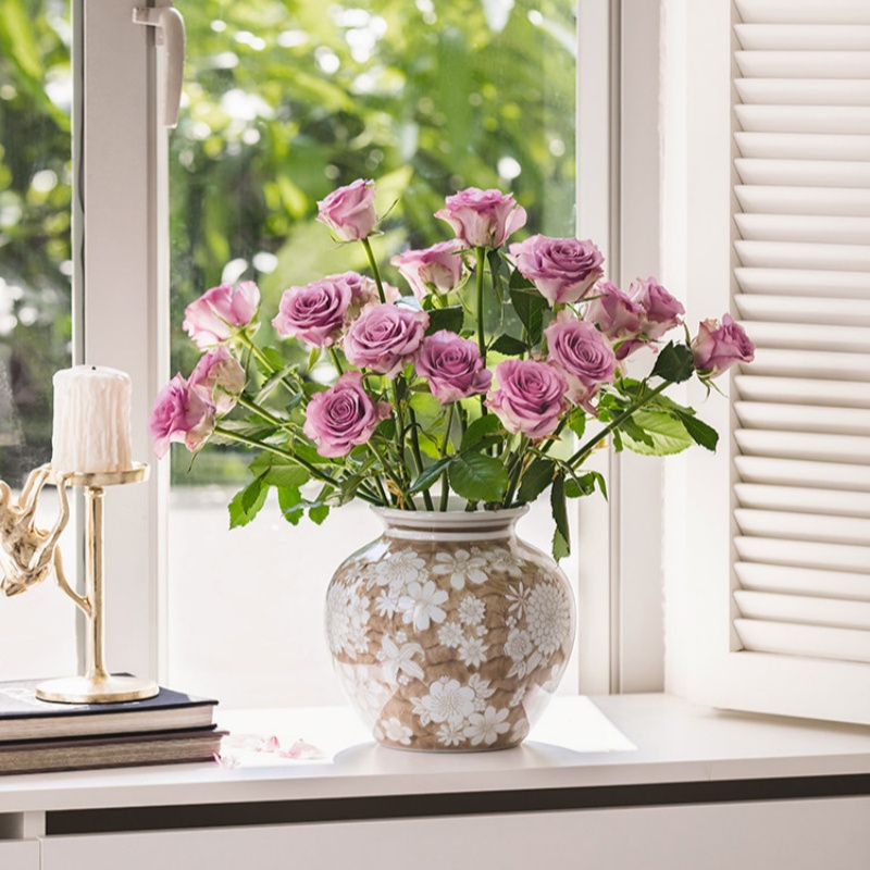 Blue-and-white Porcelain Vase With Underglaze Hand-painted Ceramic Ornament
