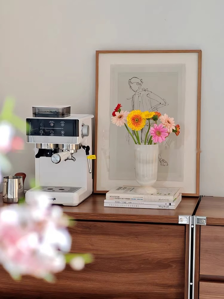 Marble French-style Jade Vase Ornament For The Living Room