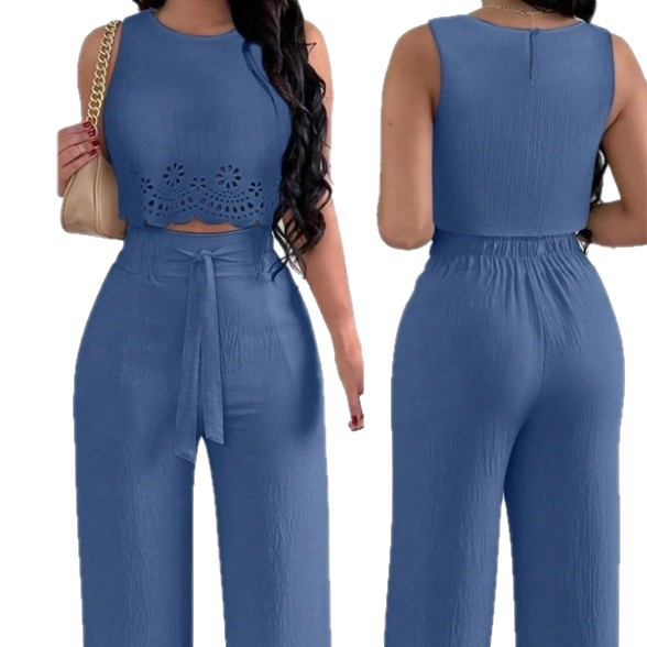 Buy Women's Clothing Online | Buy Trending Dresses for Women