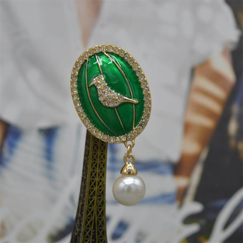 Vintage Antique-style Opulent Baroque Royal Crown Brooch For Mens And Womens Suits