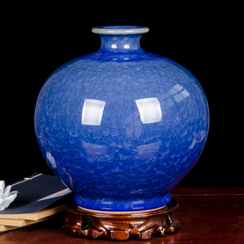 Jingdezhen Ceramic Antique-style Ice-crackle-glazed Vase Ornament In Blue