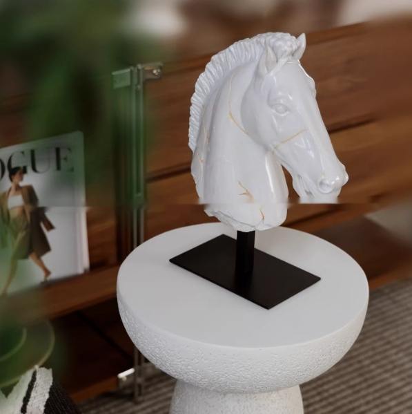 Resin Horse Head Sculpture Ornament Home Decor Item Creative Decorative Piece