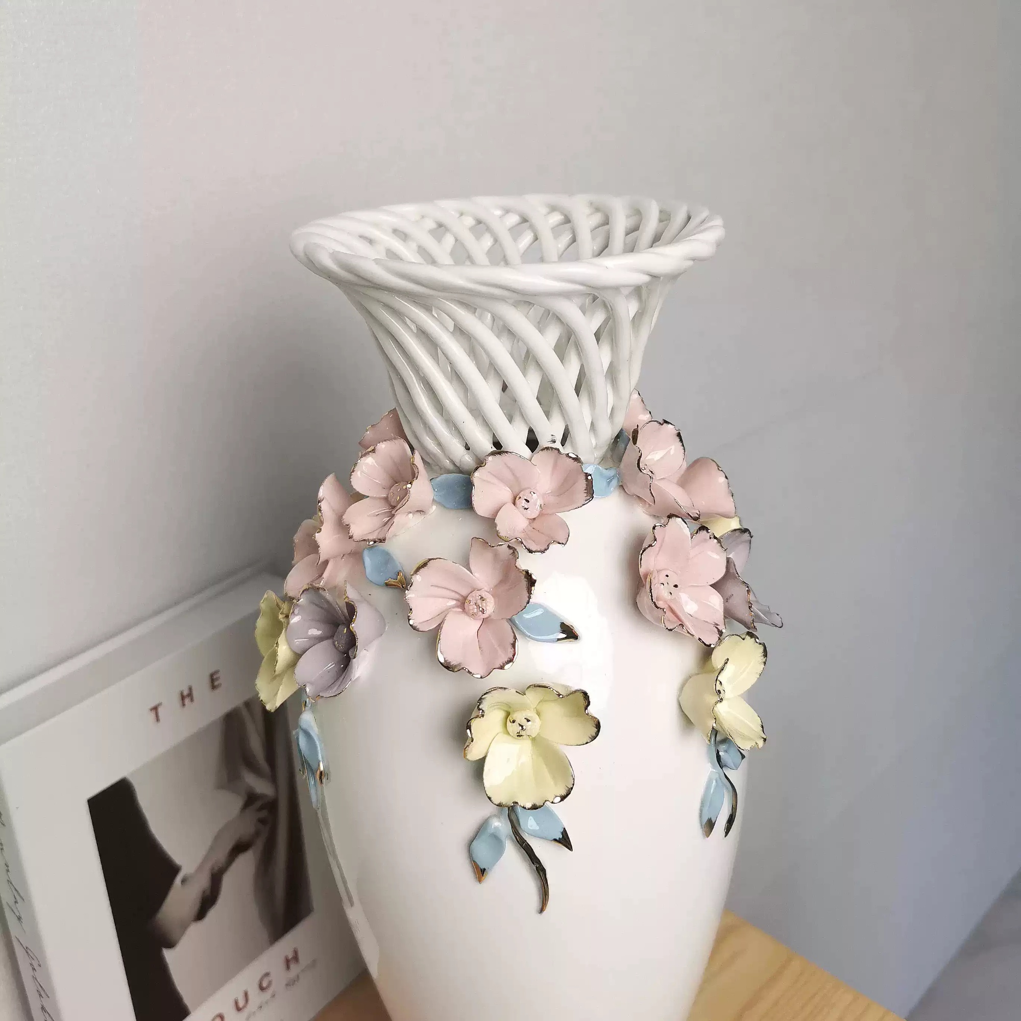 Light-luxury Pastoral Ceramic Vase Decoration