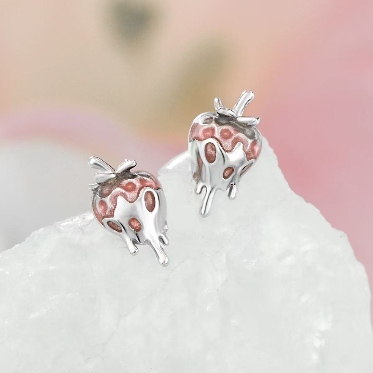 Cute Oil-Drip Strawberry Stud Earrings For Women