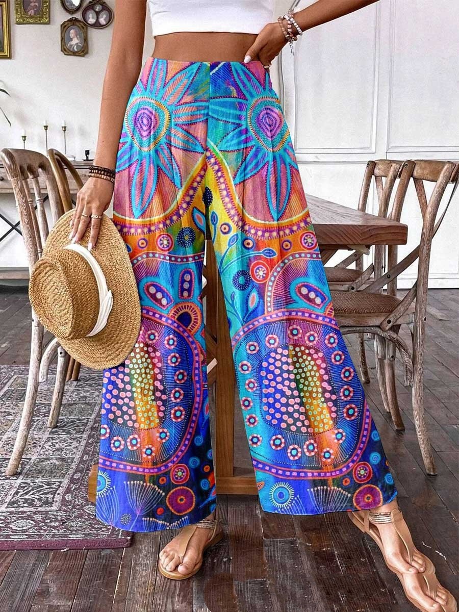 Chic 3D-printed Animal Footprints On Stylish Trousers