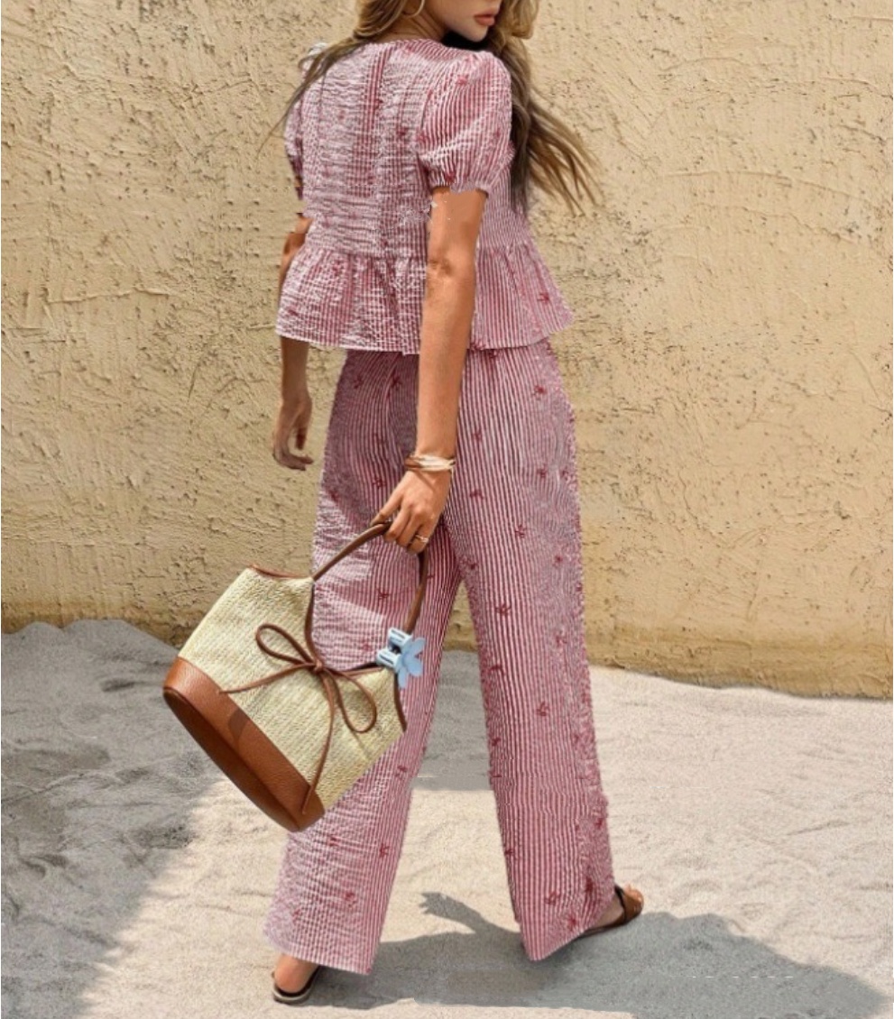 Buy Women's Clothing Online | Buy Trending Dresses for Women