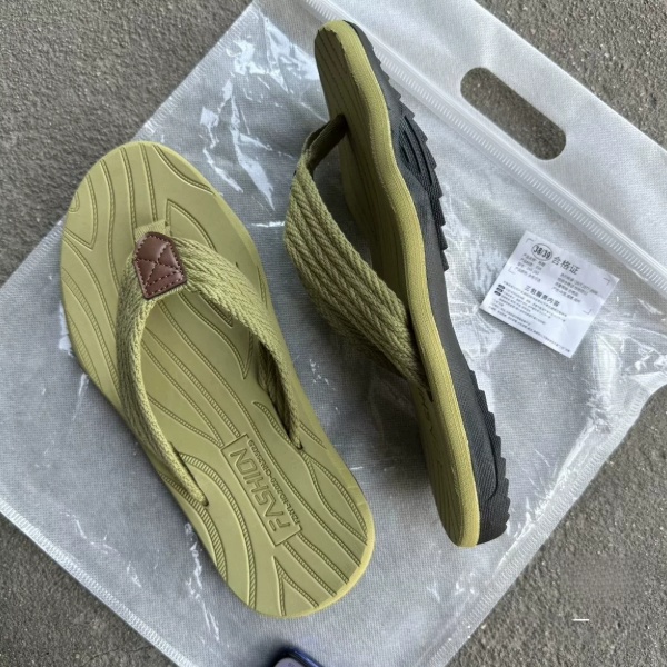 Stylish Minimalist Casual Design Mens Slippers