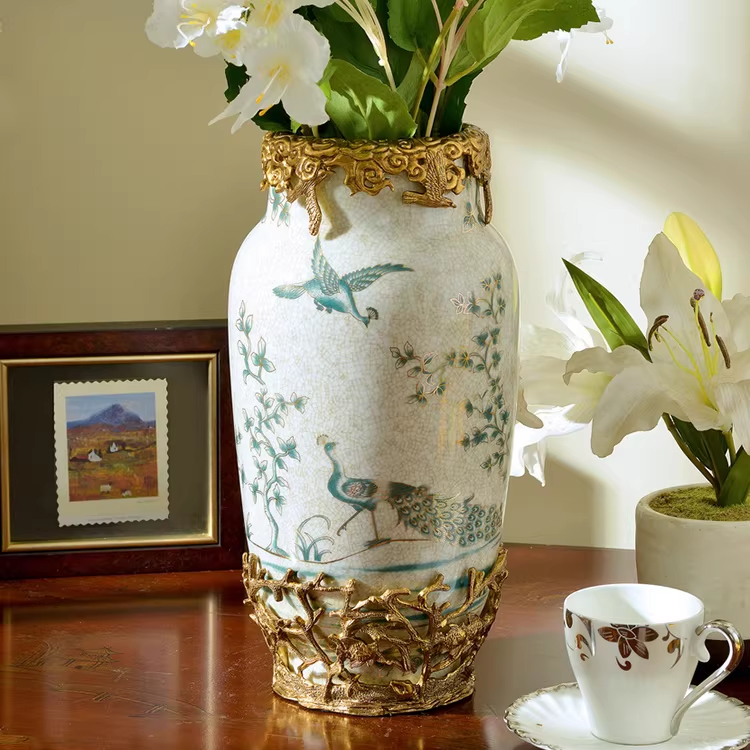 Luxury Yellow Ceramic Flower Vase With Copper Accents For Villa Clubs