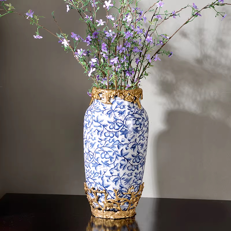 Luxury Yellow Ceramic Flower Vase With Copper Accents For Villa Clubs