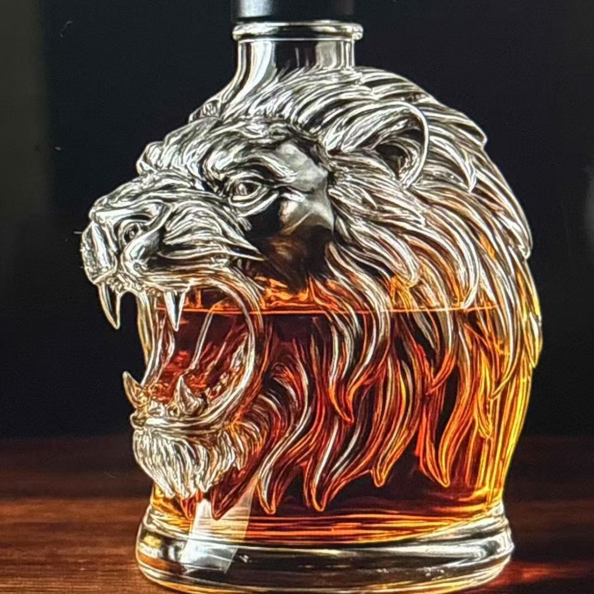Creative Transparent Glass Lion-Head Liquor Bottle