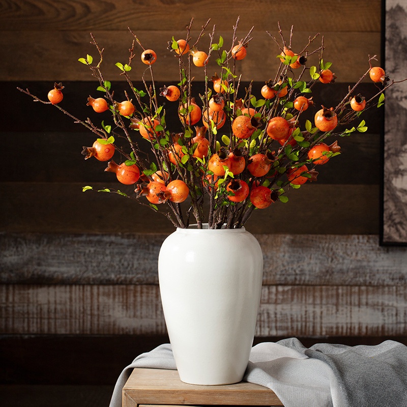 Jingdezhen Pure White Nordic Retro Modern Creative Home Decor Ceramic Ornament Vase For Dried Flowers And Pomegranates