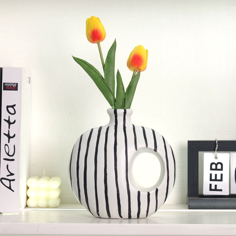 Modern Art Black-and-White Minimalist Striped Ceramic Vase