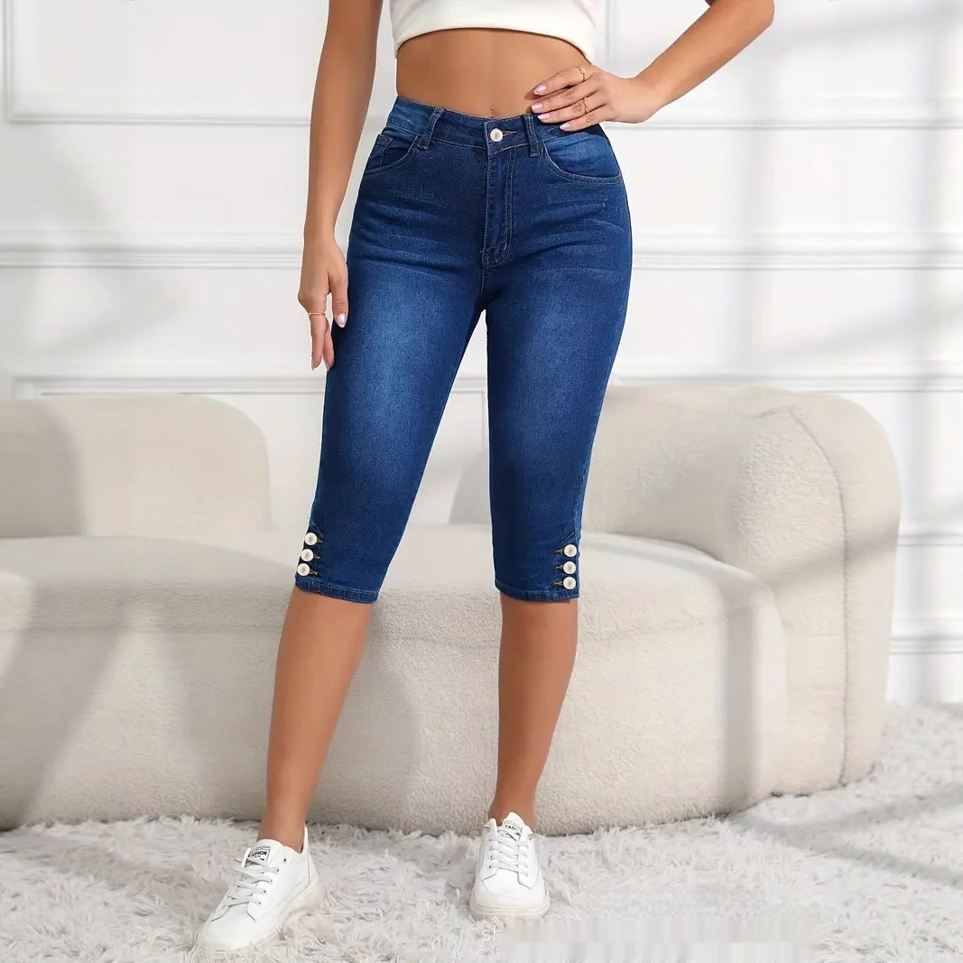 Womens Slim-fit, Versatile Plus-size Capri Pants