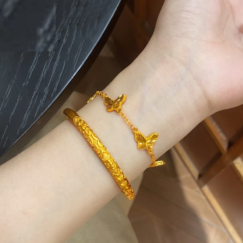 Traditional Handcrafted Alluvial Gold Cane-Leaf Pattern Bracelet