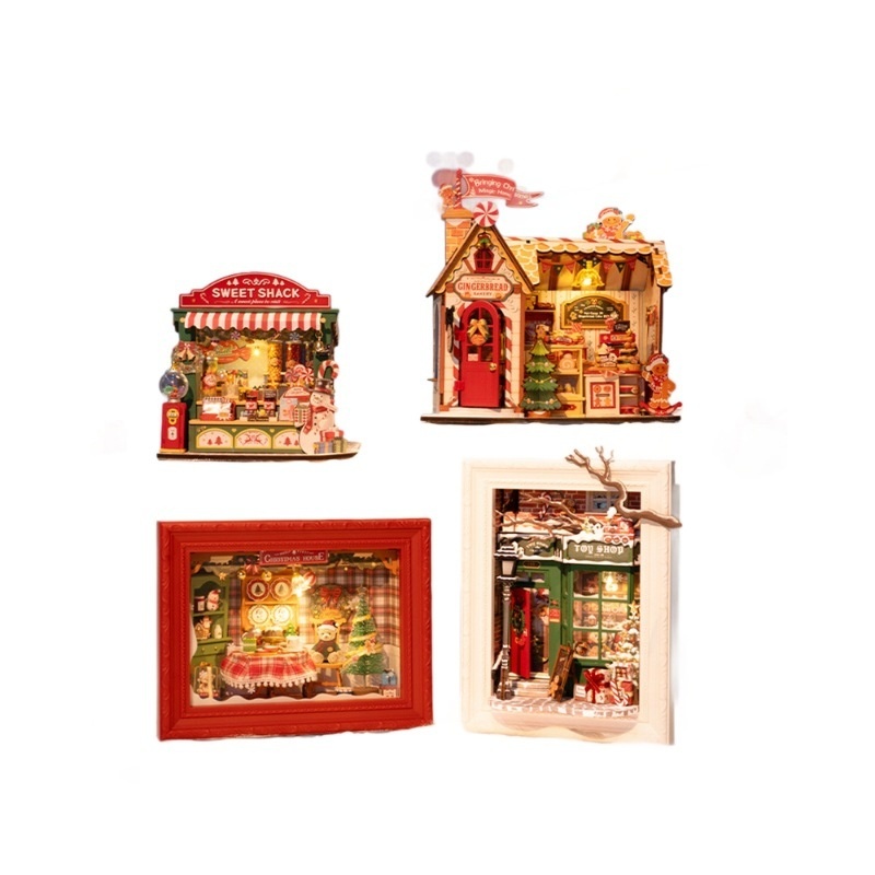 DIY Christmas Gingerbread House Miniature Scene Building Block Model House