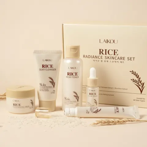 Moisturizing Cream with Plant Extracts for Facial Skincare Set