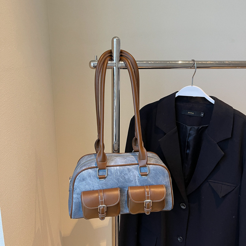 Retro Niche Color-block Commuter Handbag With A Chic Boston-style Underarm Design