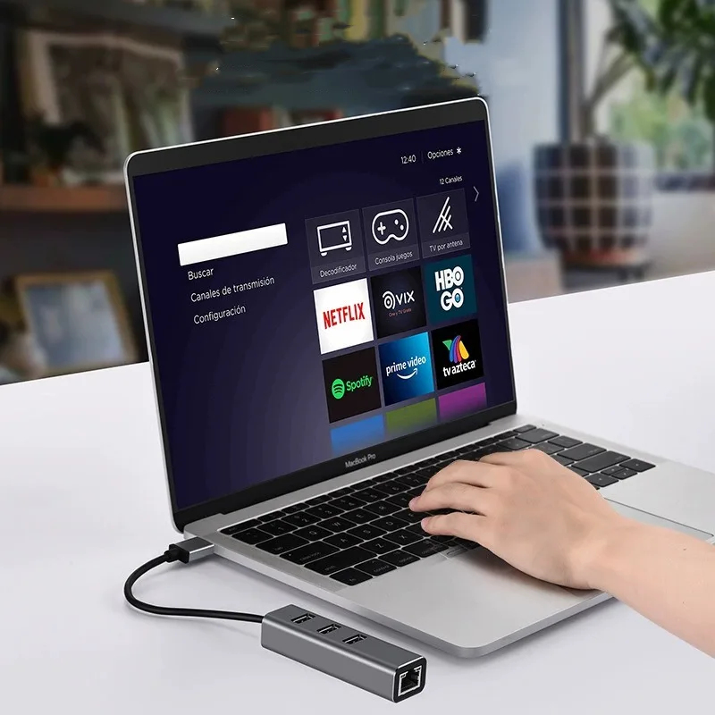 USB Gigabit Network Adapter with USB 30 to RJ45