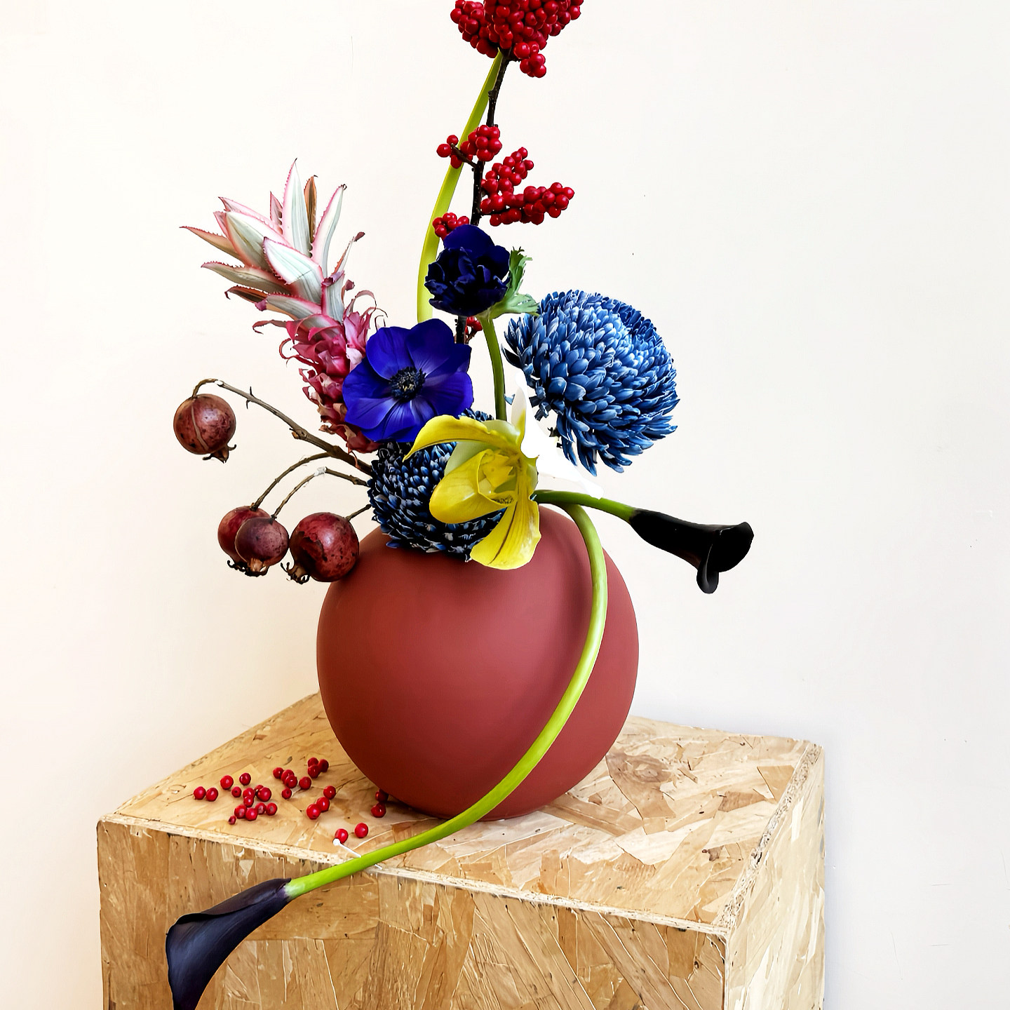 Nordic-style Ceramic Vase Minimalist Light Luxury And Premium