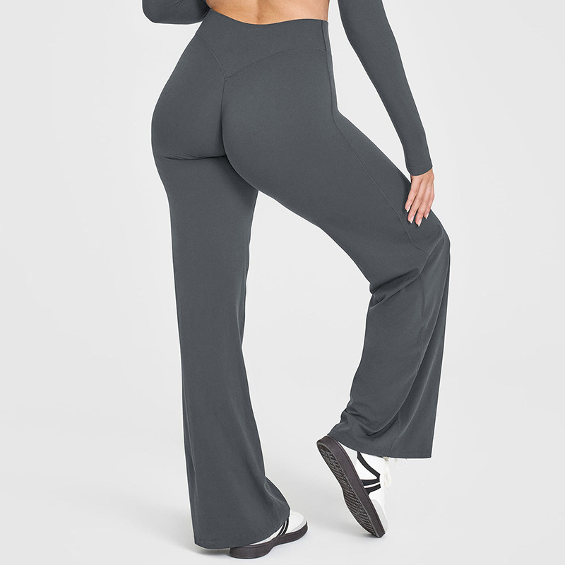 Loose Straight-leg Yoga Pants That Create A Slimming High-waisted Look