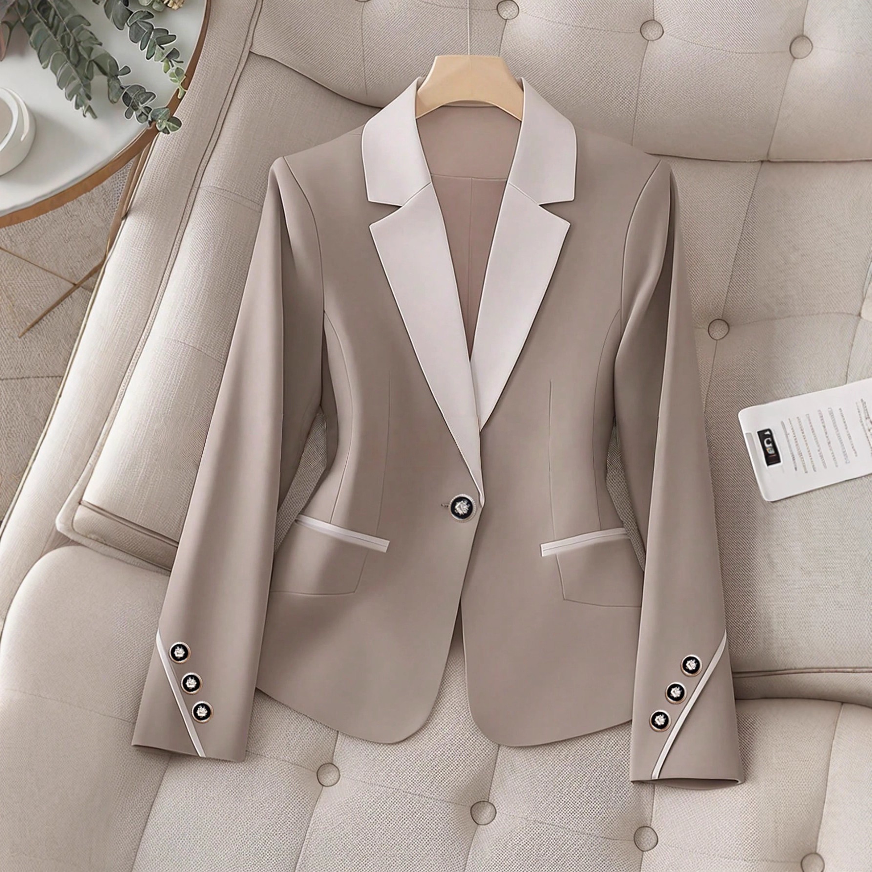 Professional Contrasting-Color Button Elegant Formal Blazer