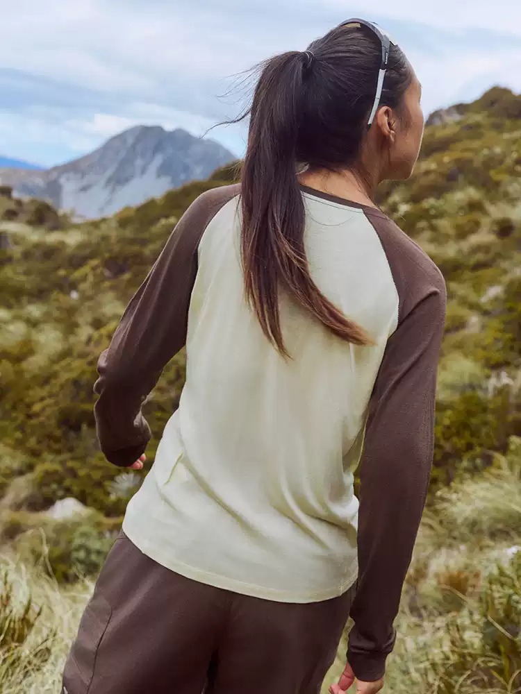 Womens Color-Block Versatile Round-Neck Breathable Sports Top