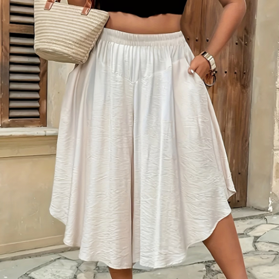 New Solid Color High-Waisted Casual Shorts For Women