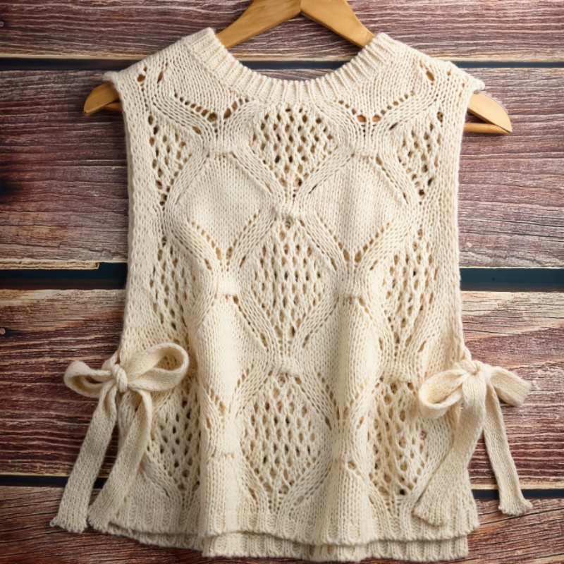 Hollowed-out Vintage Knit Vest Sweater