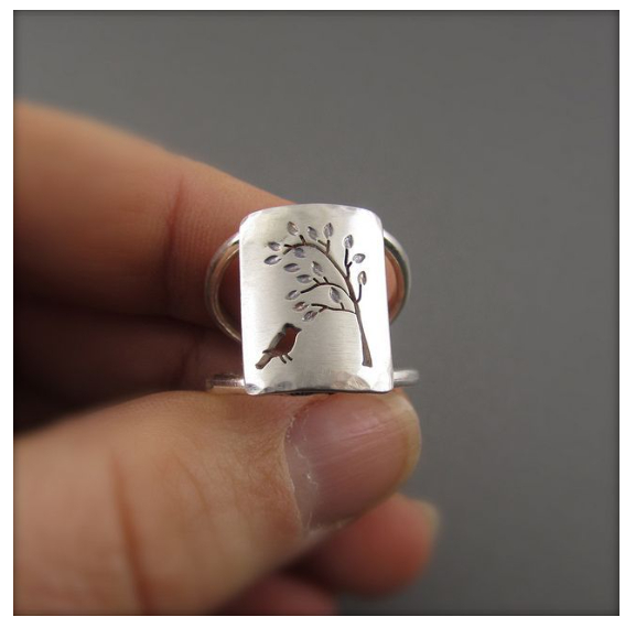 Fashionable Minimalist Openwork Light-luxury Ring