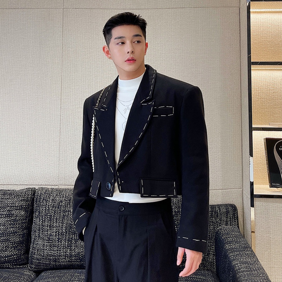 Men's Black Short Suit Jacket With Distinctive Hand-Stitched Detailing