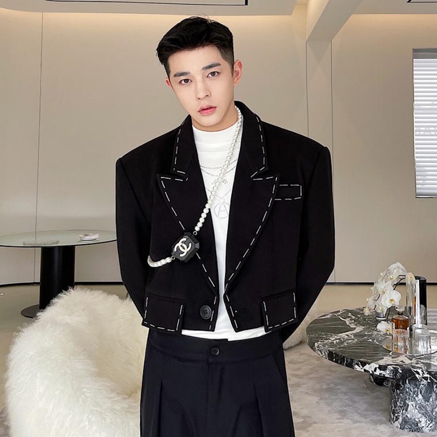 Men's Black Short Suit Jacket With Distinctive Hand-Stitched Detailing